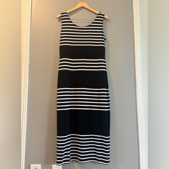 Jospeh Ribkoff Sleeveless Black and White Striped Dress size 10 - Picture 6 of 11